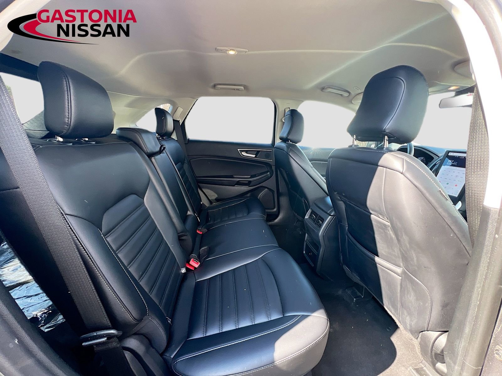 Used 2024 Ford Edge SEL image 35