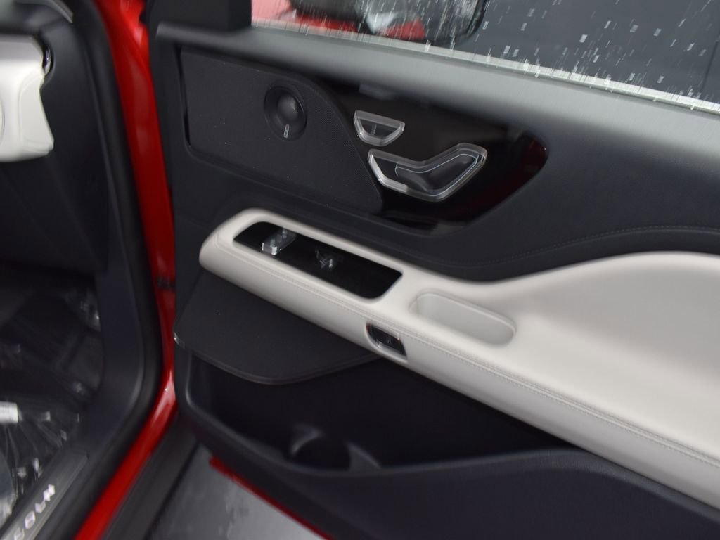 New 2025 Lincoln Aviator Reserve w/ Illumination Package image 26