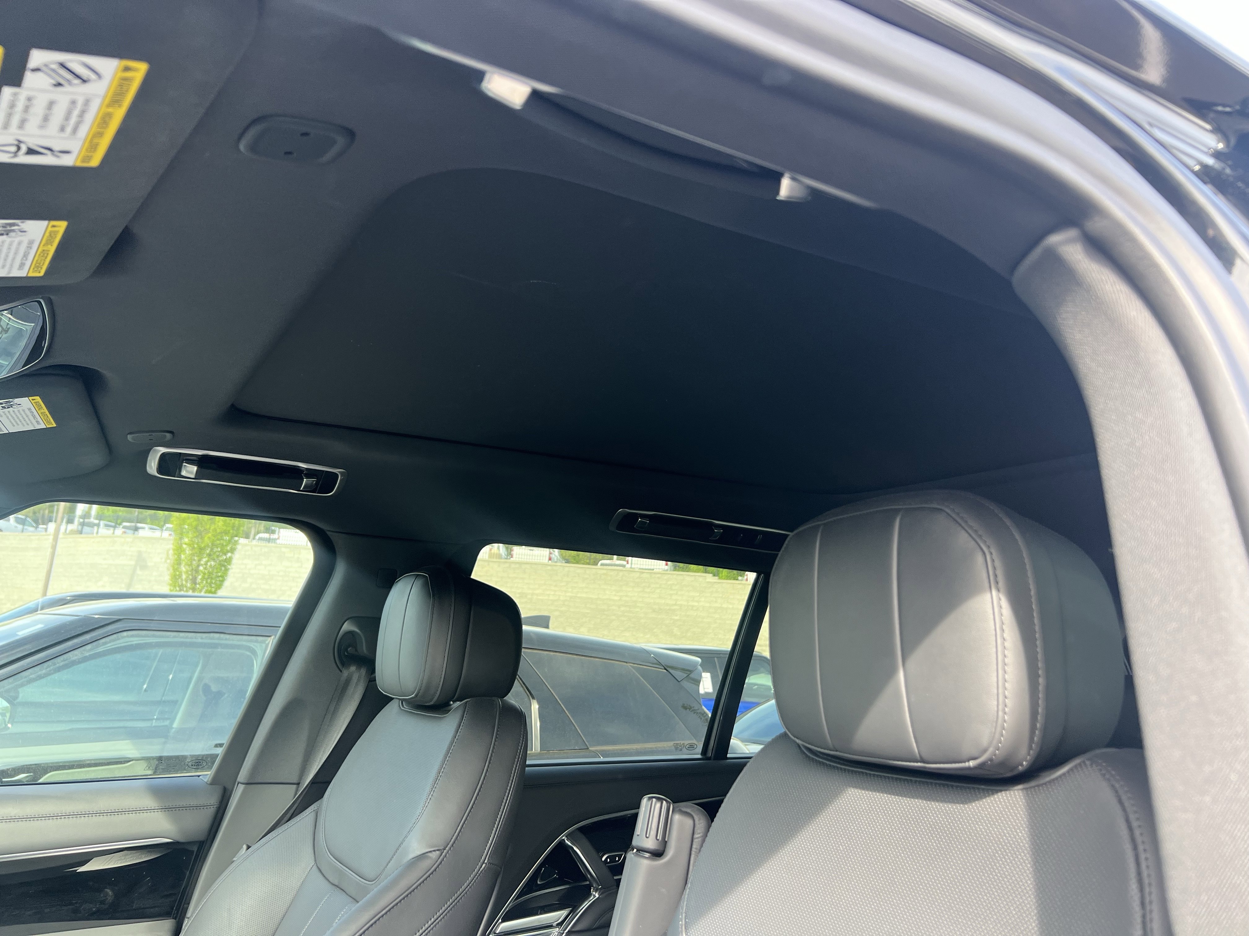 Certified 2024 Land Rover Range Rover Long Wheelbase SE image 17