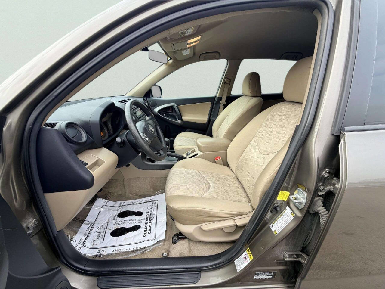 Used 2012 Toyota RAV4 FWD w/ Value Pkg image 14