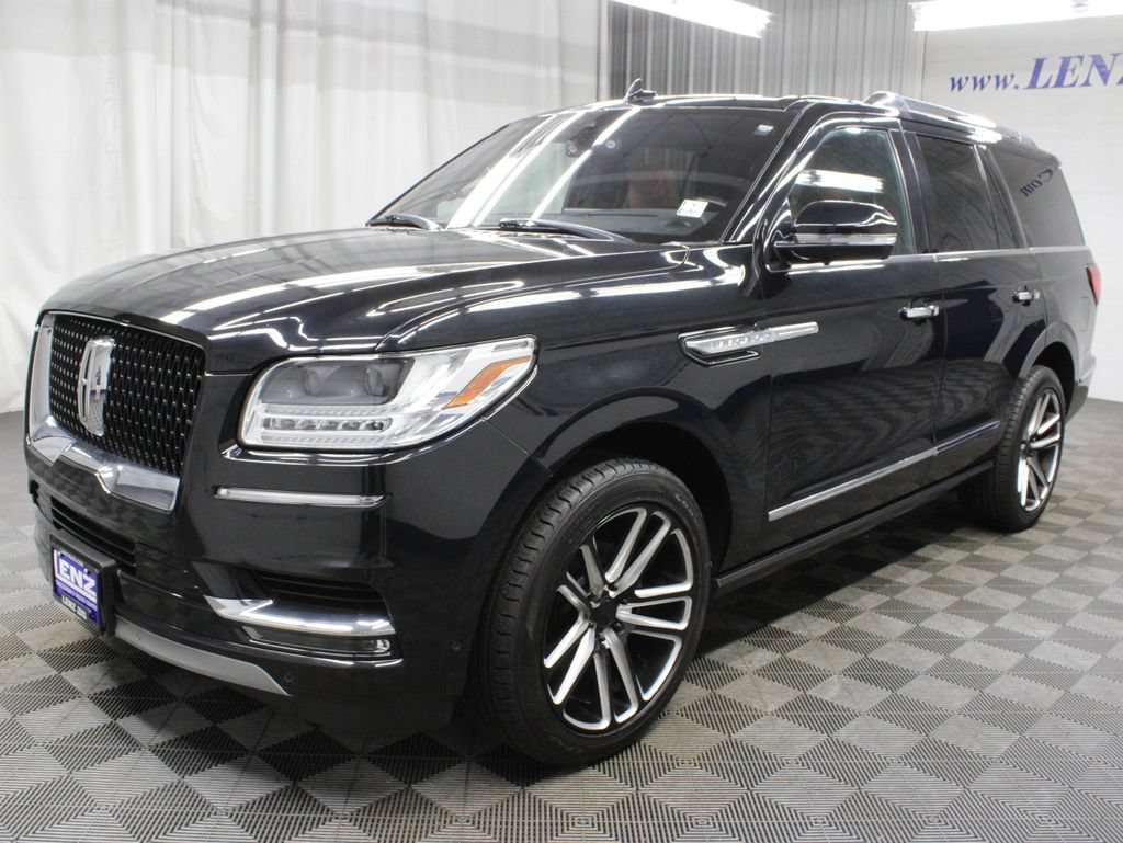 Used 2019 Lincoln Navigator Reserve AWD/4WD image 7