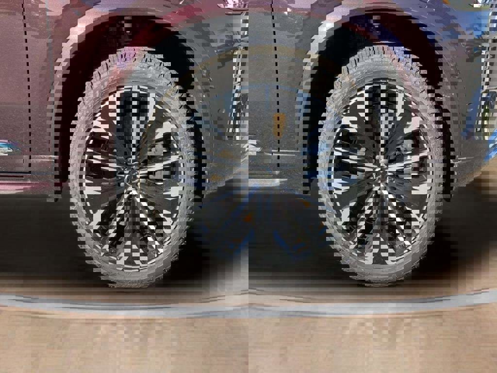 New 2025 Volvo XC90 T8 Plus w/ Protection Package Premier image 26