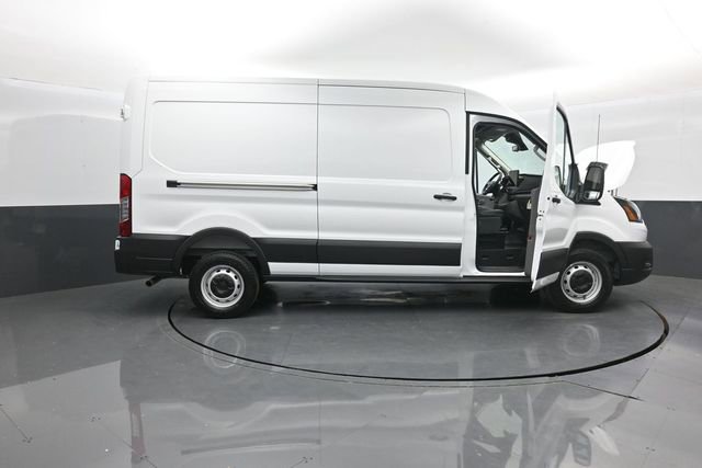 New 2026 Ford Transit 250 148 Medium Roof image 33