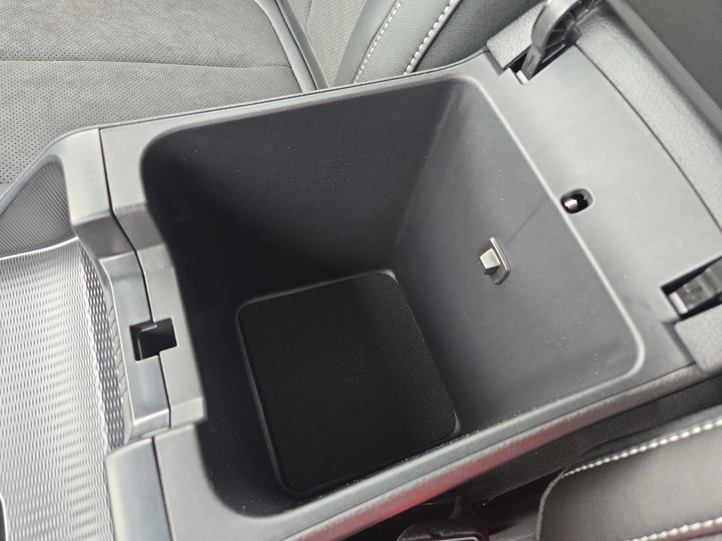 New 2025 Jeep Grand Cherokee L Altitude image 24