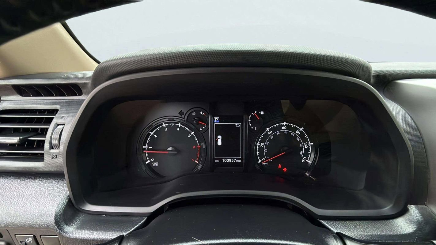 Used 2020 Toyota 4Runner SR5 Premium w/ Moonroof Package image 11