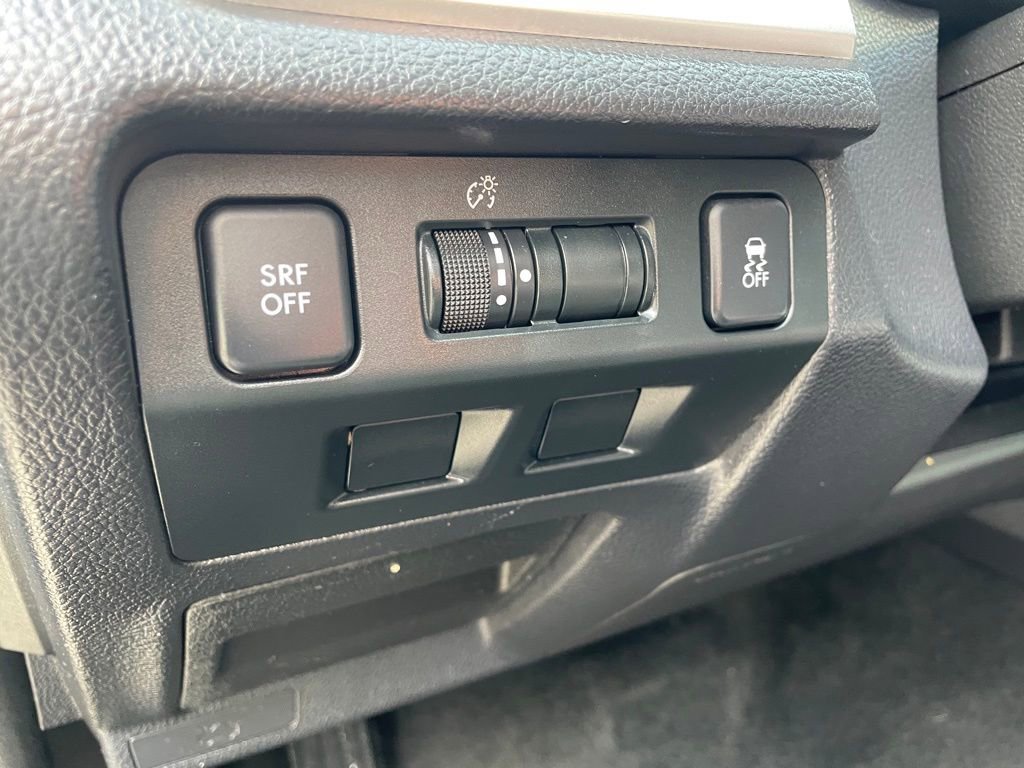 Used 2015 Subaru Crosstrek 2.0i Limited image 22