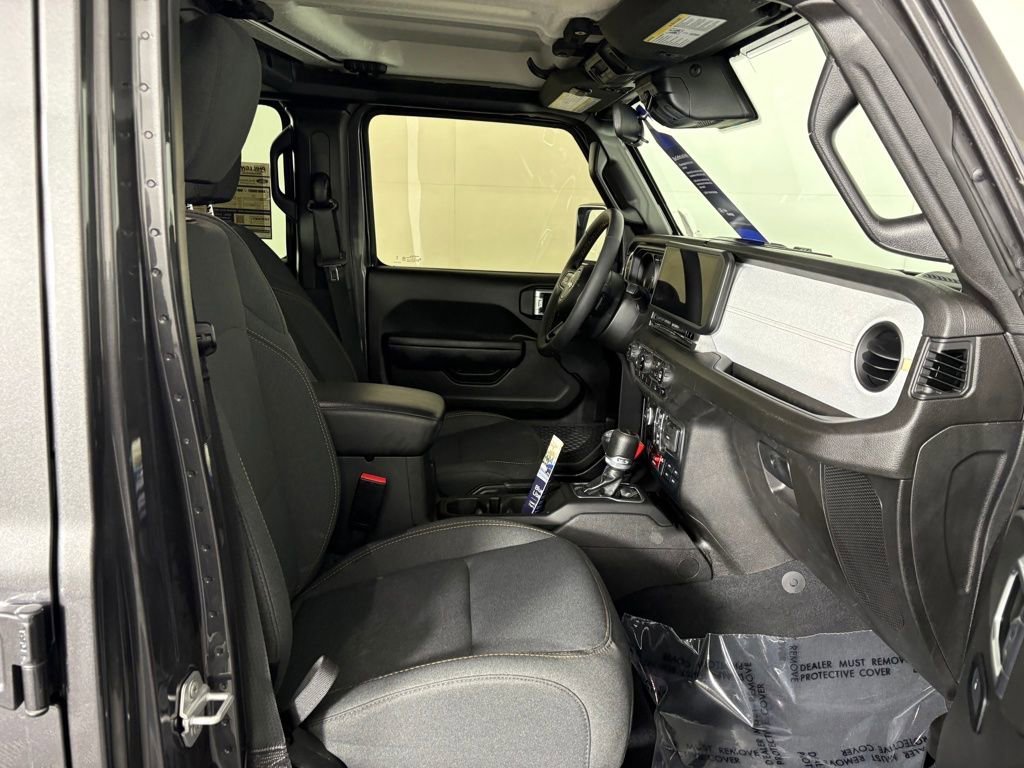 Used 2024 Jeep Gladiator Sport image 35
