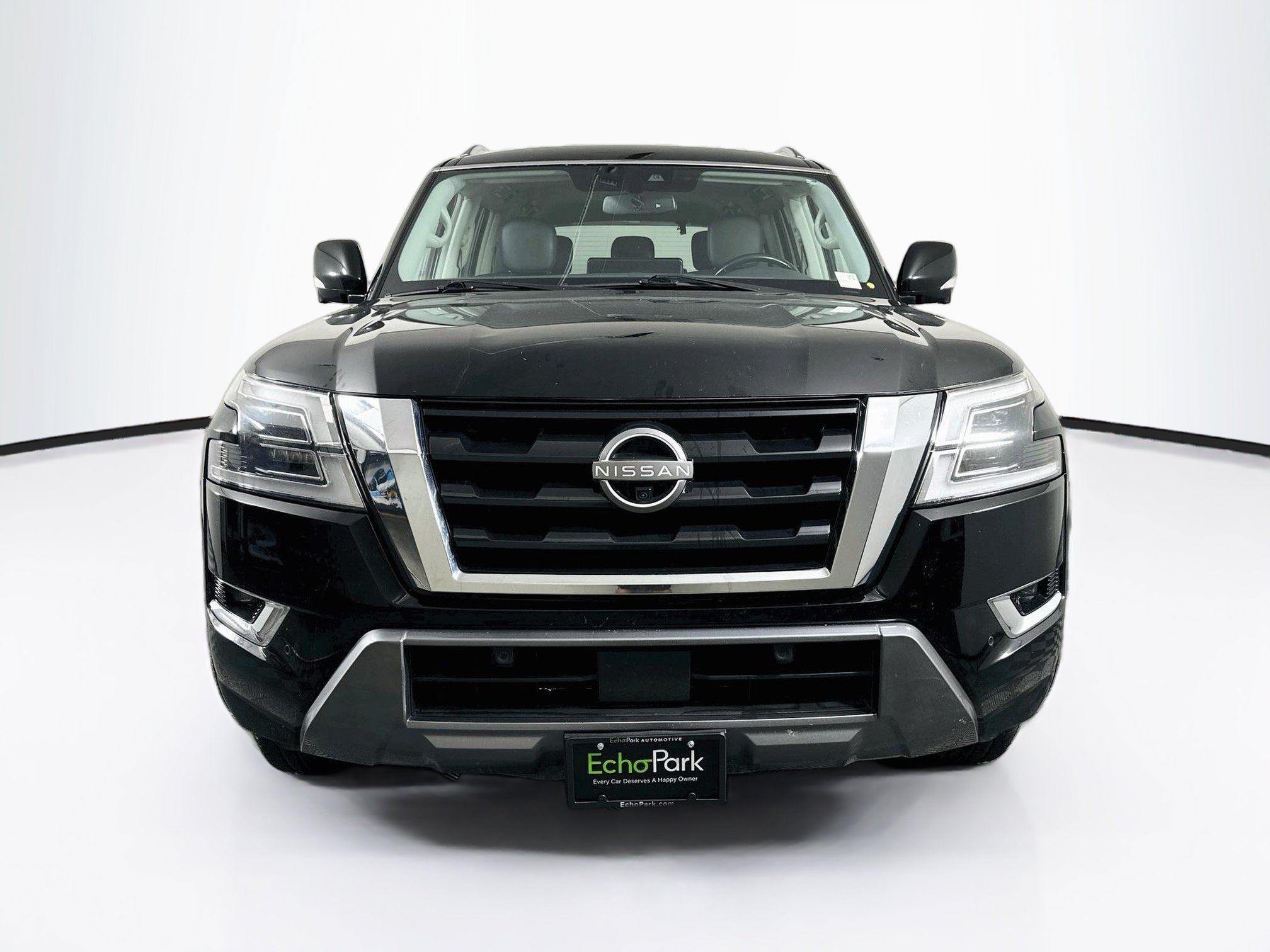 Used 2023 Nissan Armada SL RWD image 2