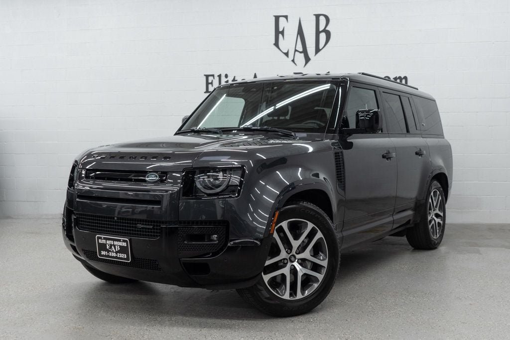 Used 2023 Land Rover Defender 130 X-Dynamic SE AWD/4WD image 1