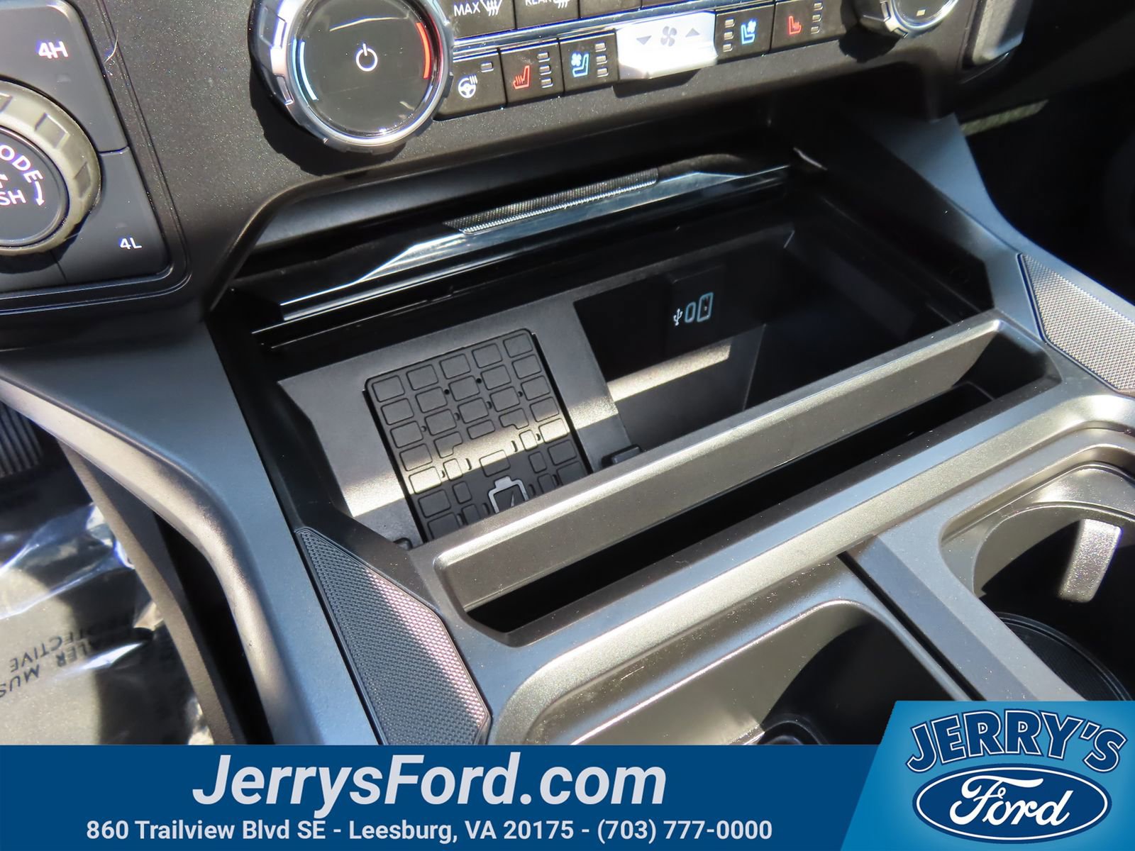 Used 2026 Ford F250 Lariat w/ Tremor Off-Road Package AWD/4WD image 35