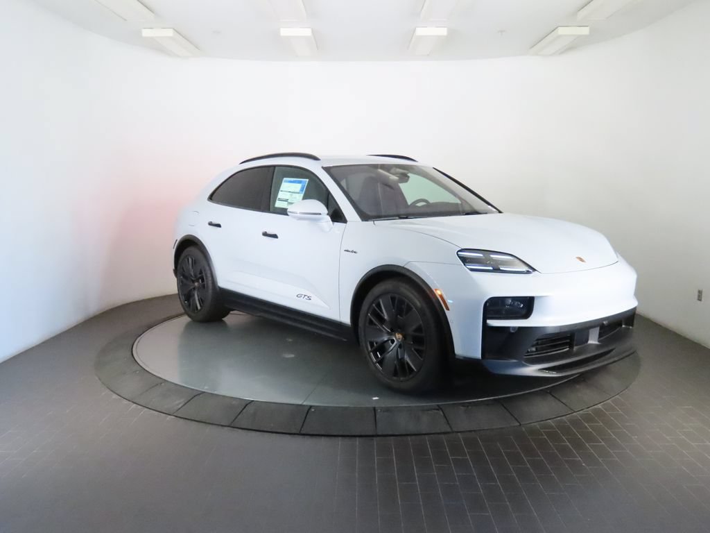 New 2026 Porsche Macan GTS Electric AWD/4WD image 9