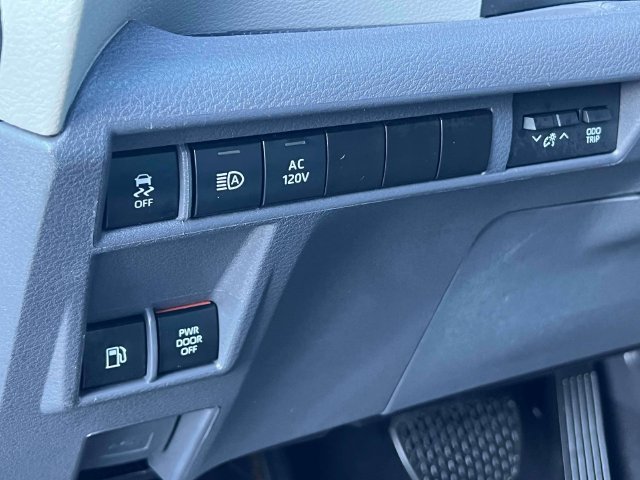 Certified 2024 Toyota Sienna XLE w/ XLE Plus Package AWD/4WD image 27