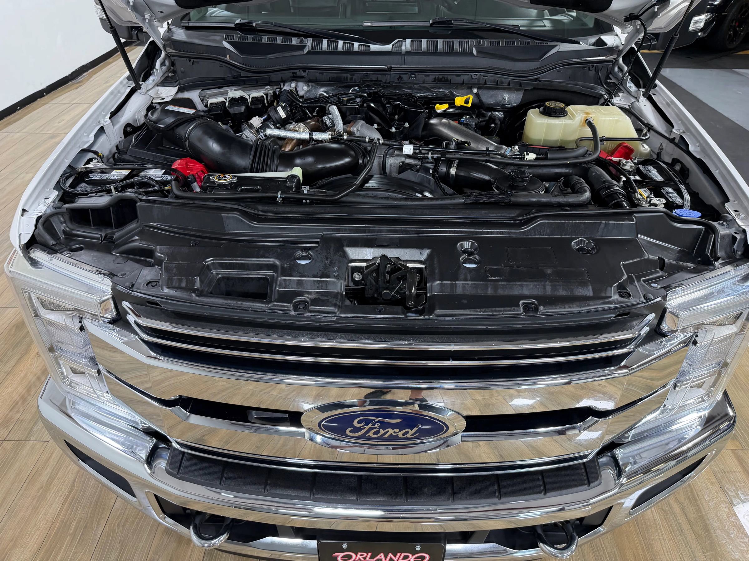 Used 2019 Ford F250 Lariat w/ Lariat Ultimate Package AWD/4WD image 11