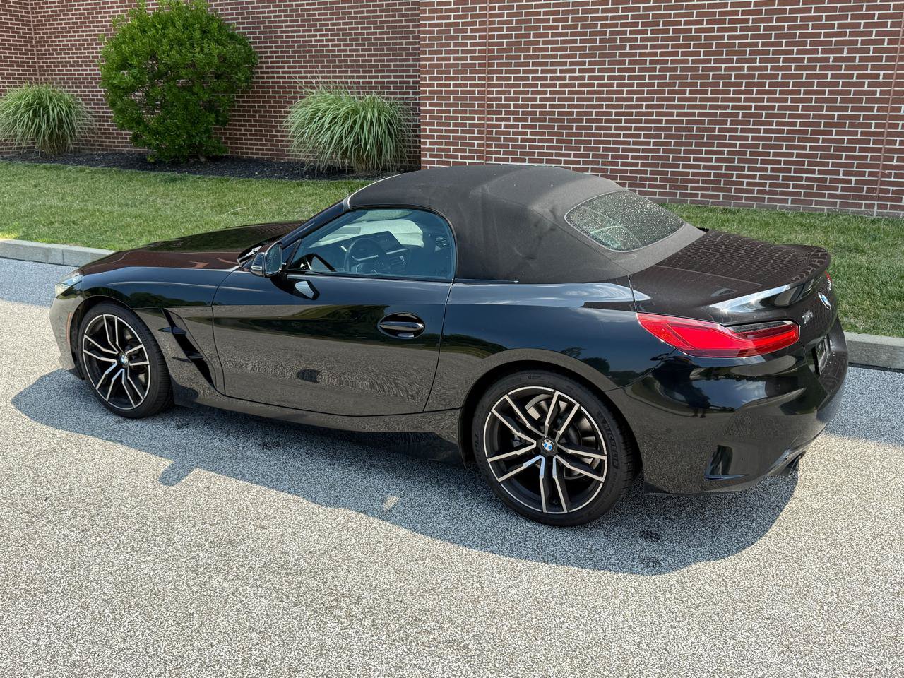 Used 2019 BMW Z4 sDrive30i w/ M Sport Package RWD image 8