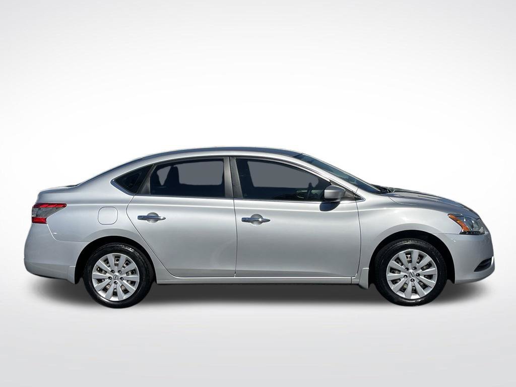Used 2015 Nissan Sentra S FWD image 7