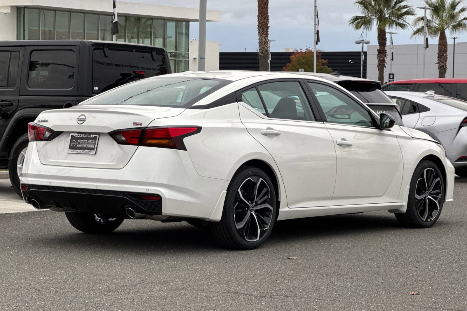 New 2025 Nissan Altima 2.5 SR w/ SR Premium Package image 4