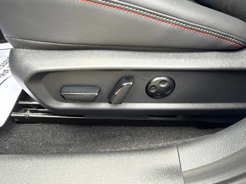 New 2026 Nissan Sentra SR FWD image 12