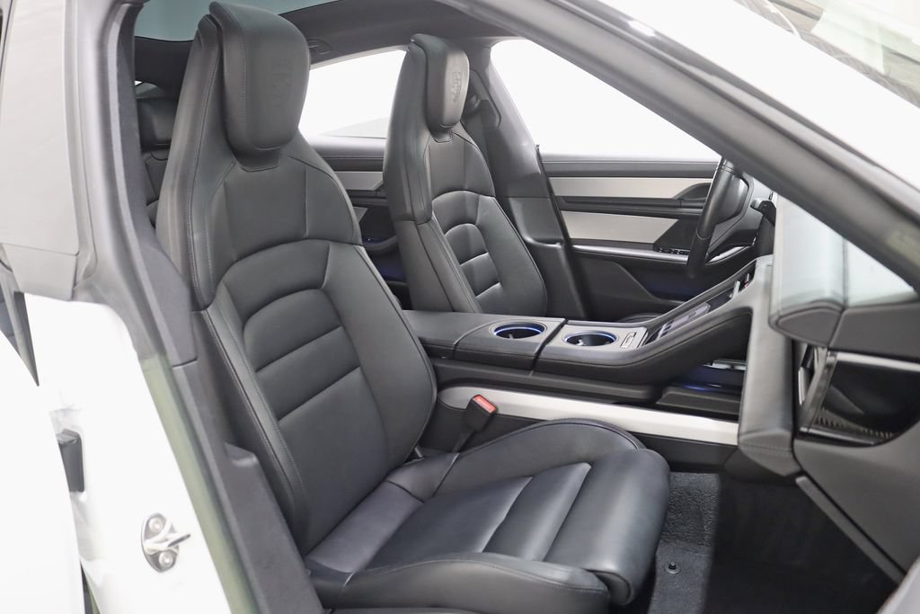 Used 2023 Porsche Taycan 4S AWD/4WD image 26