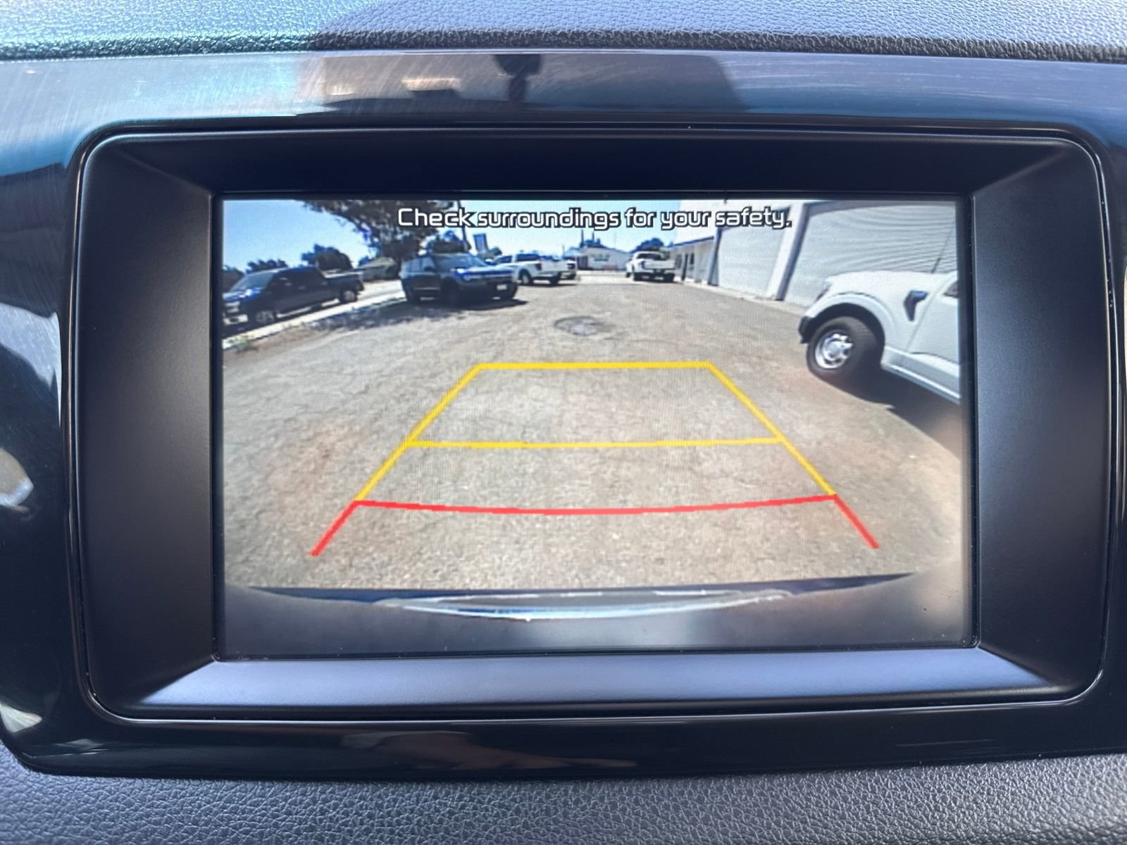 Used 2019 Kia Niro LX FWD image 25