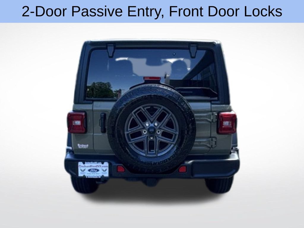 Used 2026 Jeep Wrangler Sport AWD/4WD image 8