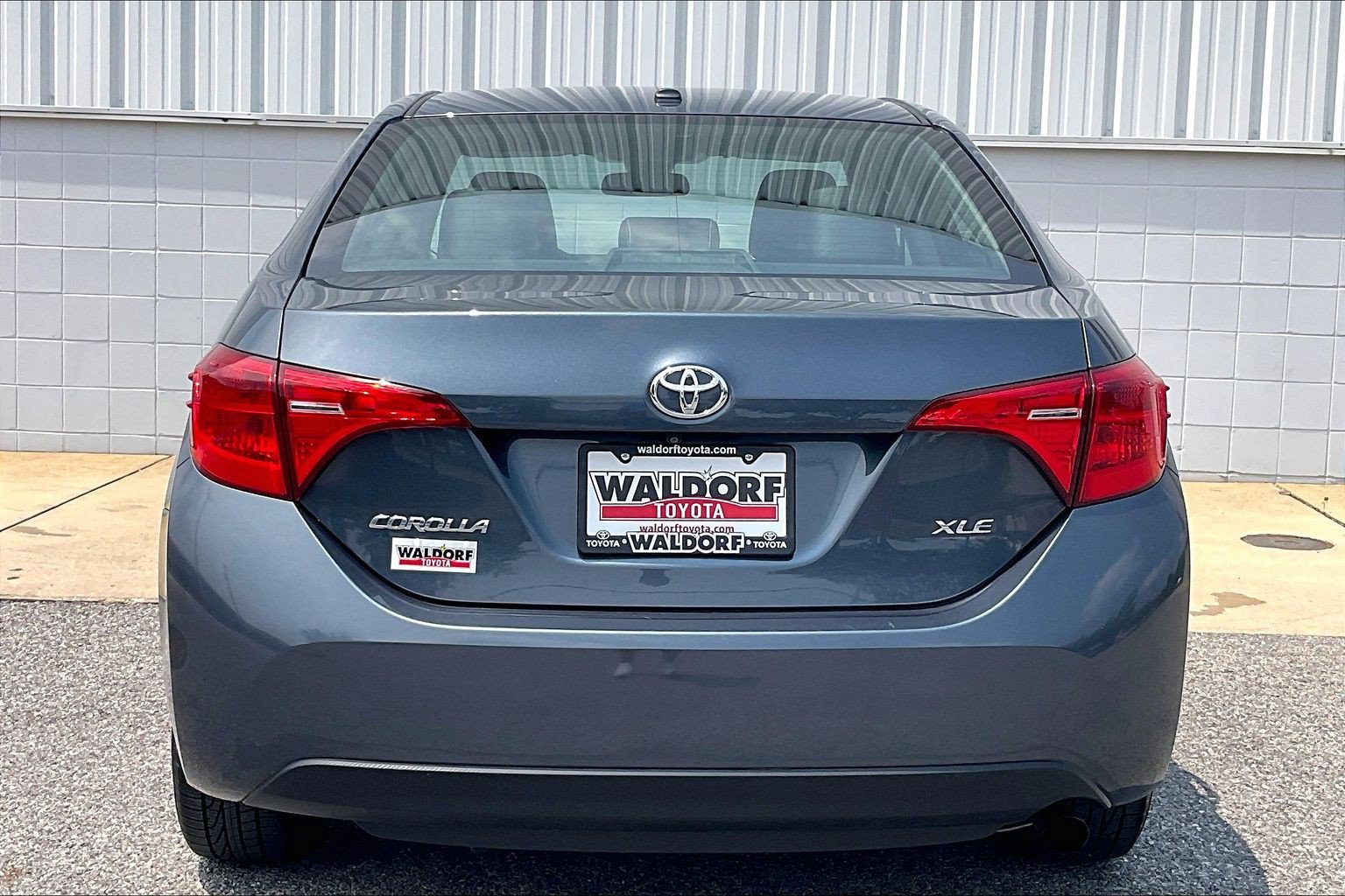 Used 2017 Toyota Corolla XLE FWD image 5
