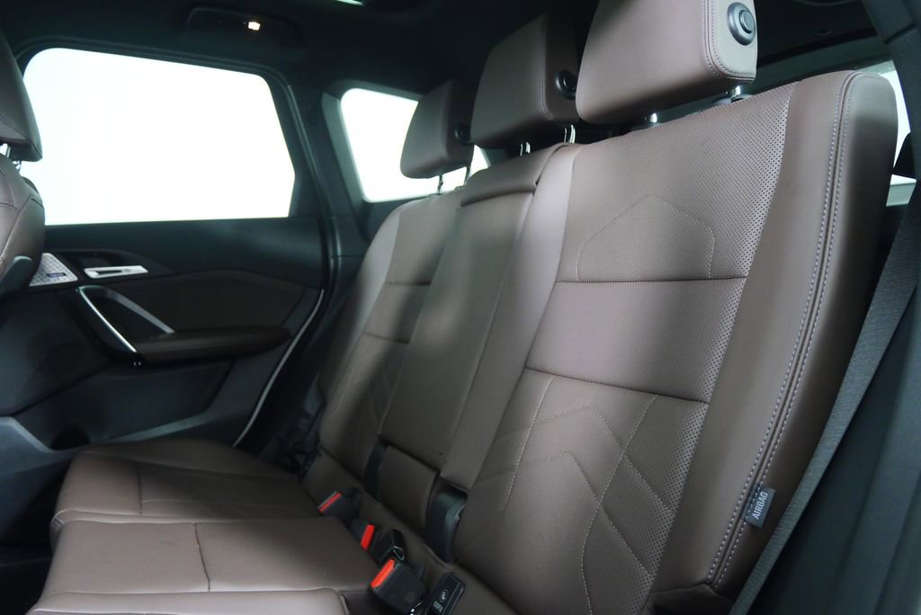 Used 2023 BMW X1 xDrive28i w/ Premium Package image 14