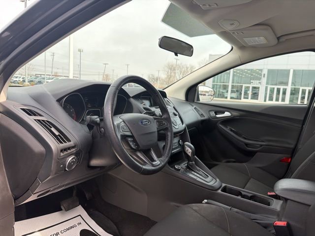 Used 2017 Ford Focus SE w/ Cold Weather Package image 15