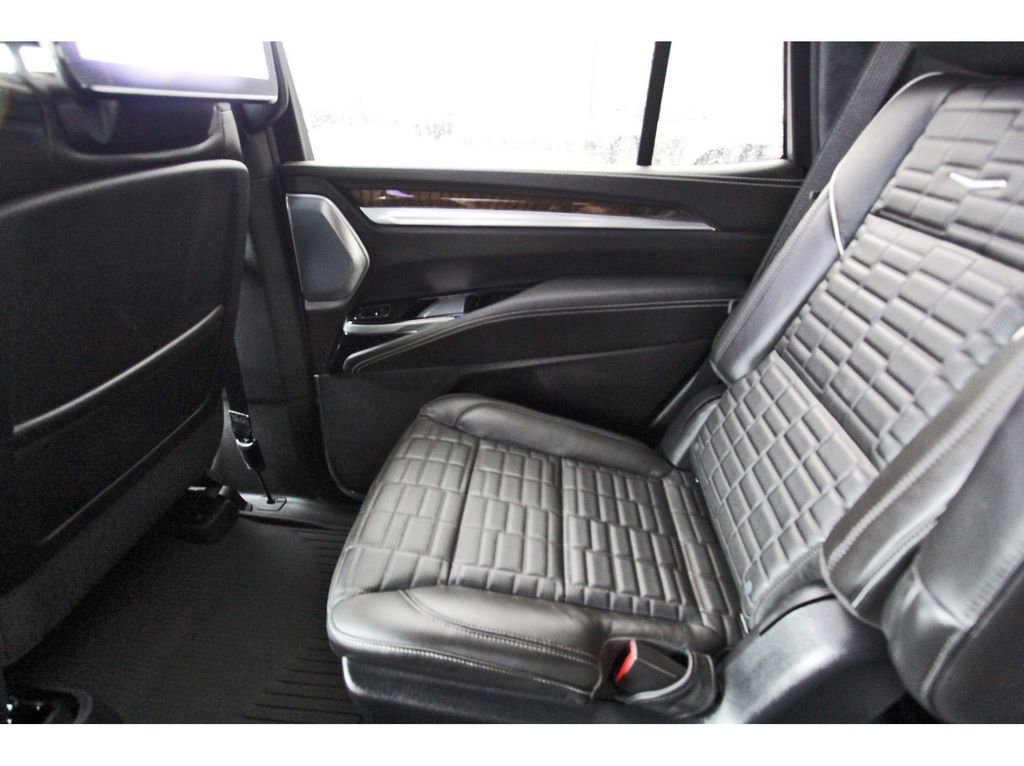 Used 2026 Cadillac Escalade Platinum Sport w/ LPO, ONYX Package AWD/4WD image 12