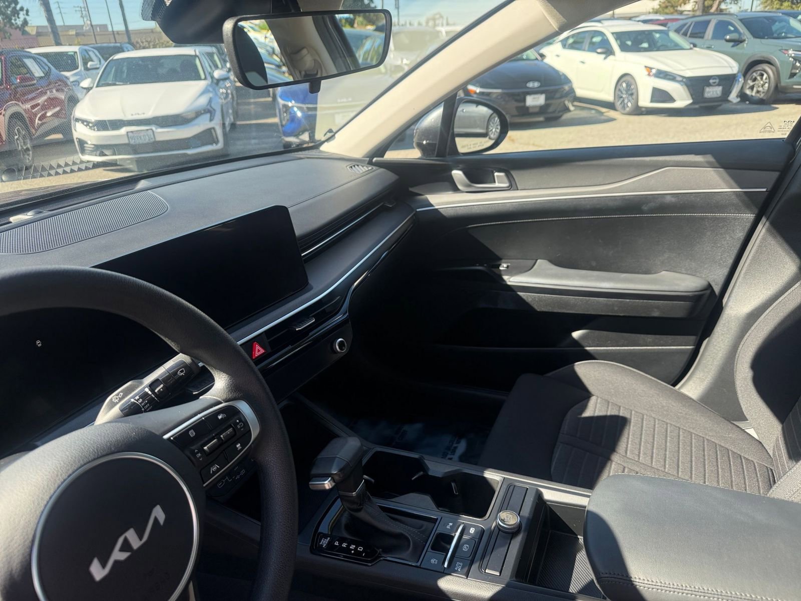 Used 2025 Kia K5 LXS image 32