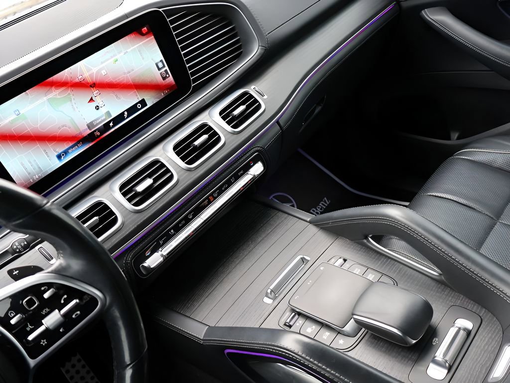 Used 2021 Mercedes-Benz GLS 580 4MATIC image 22