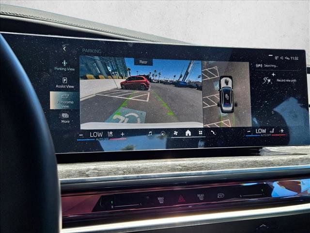 Used 2025 BMW 760i xDrive AWD/4WD image 13
