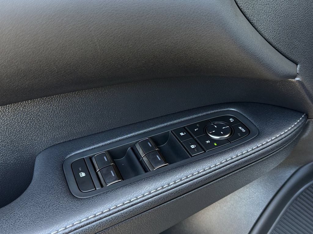 Certified 2024 Lexus RX 450h AWD w/ Convenience Package image 14