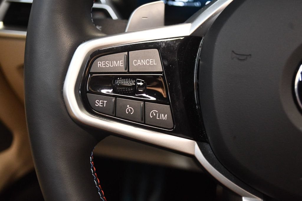 Used 2025 BMW M440i Convertible w/ Premium Package RWD image 42