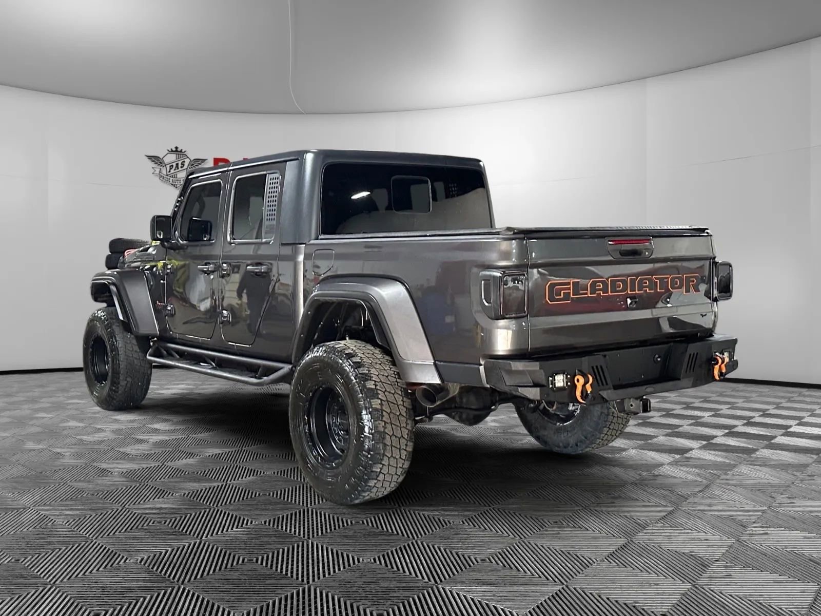 Used 2021 Jeep Gladiator Sport image 4