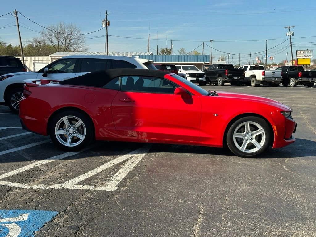Used 2023 Chevrolet Camaro LT image 4