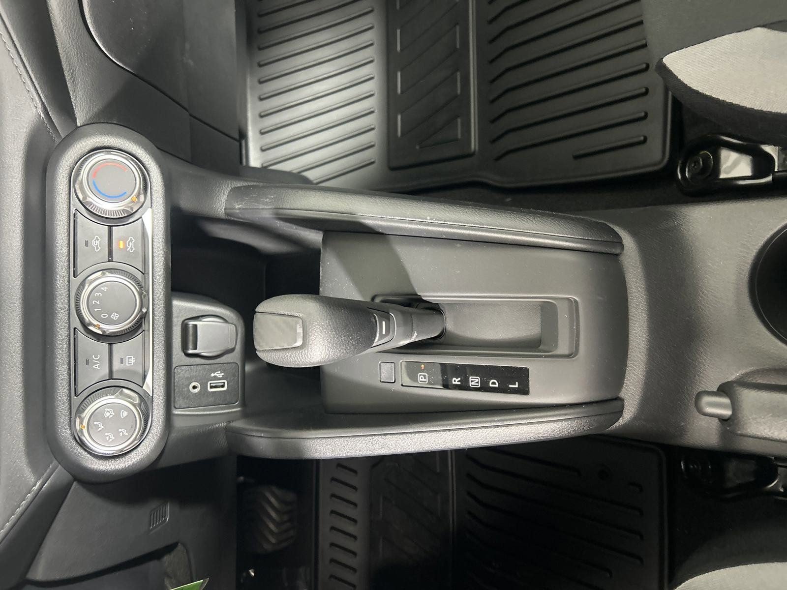 New 2025 Nissan Versa S w/ S Plus Package FWD image 29