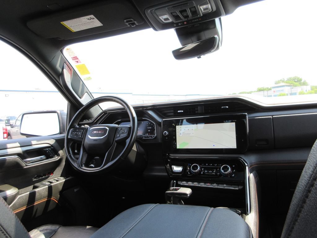 Used 2024 GMC Sierra 1500 AT4 w/ Technology Package AWD/4WD image 29