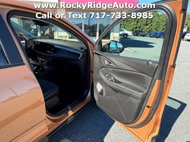 Used 2025 Buick Encore GX Preferred w/ Advanced Technology Package AWD/4WD image 32