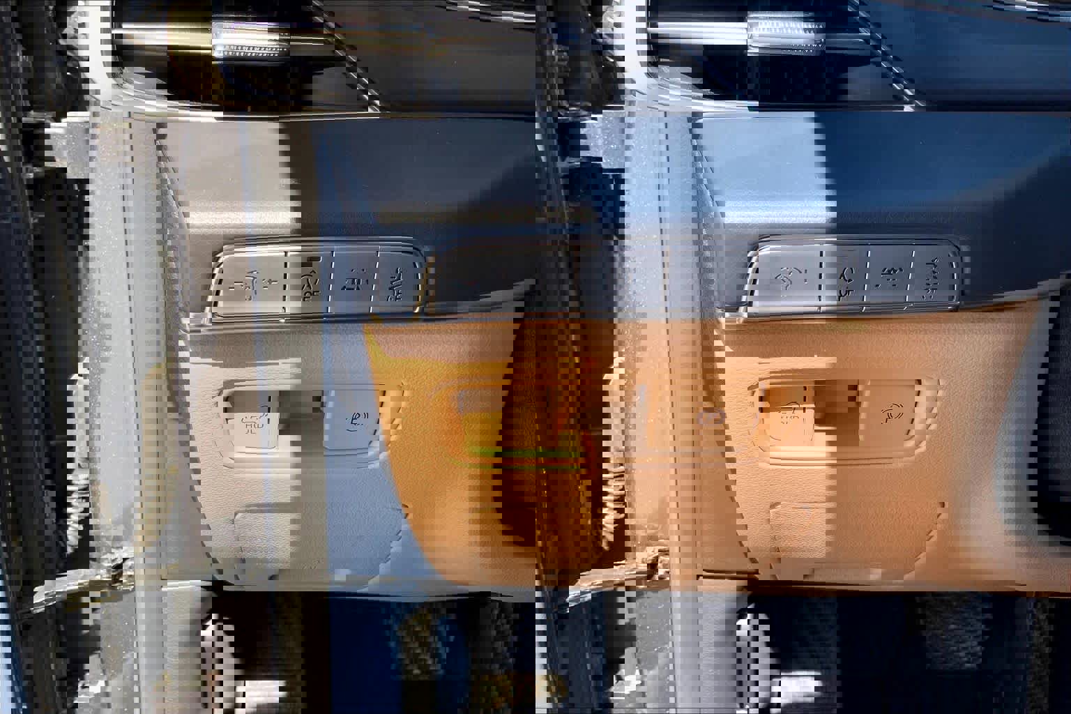 Used 2021 Genesis GV80 2.5T w/ Prestige Package 05 image 32