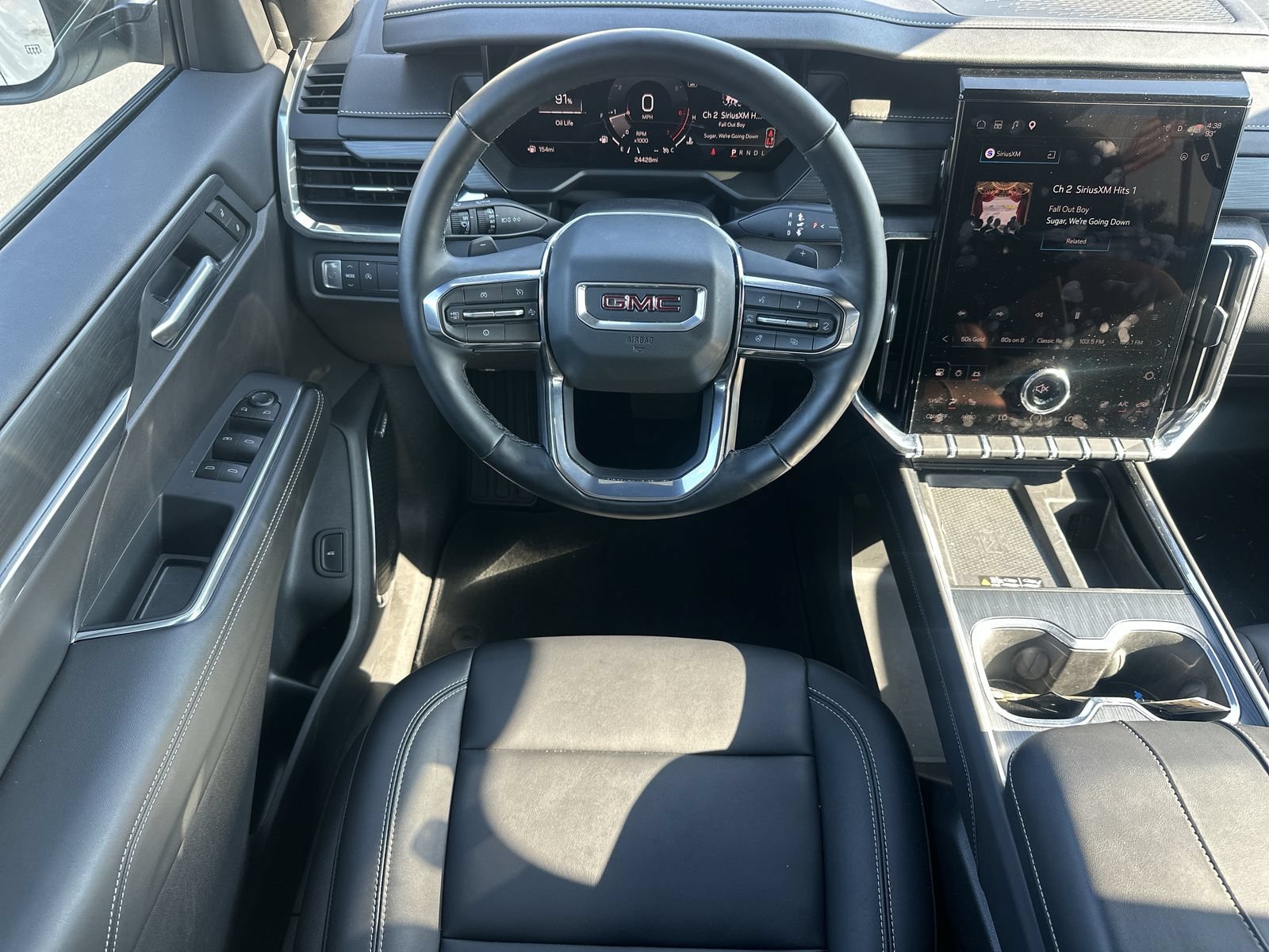 Used 2026 GMC Acadia Elevation w/ Elevation Premium Package FWD image 17