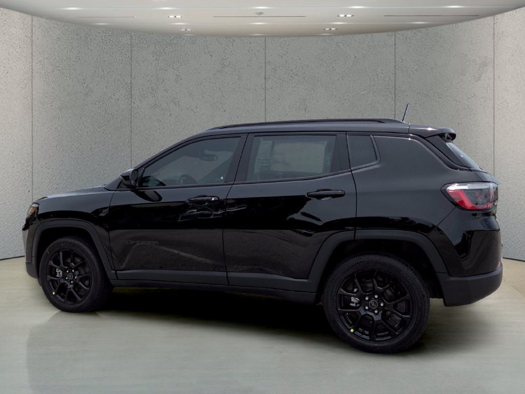 New 2026 Jeep Compass Latitude AWD/4WD image 8