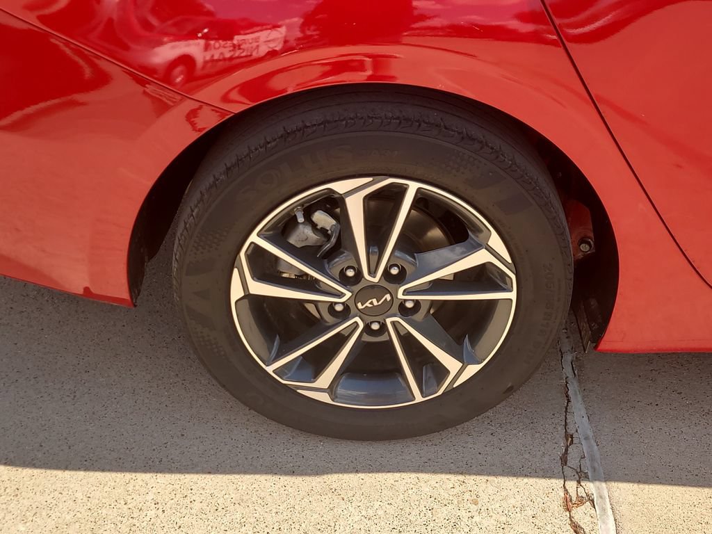 Used 2024 Kia Forte LXS FWD image 6