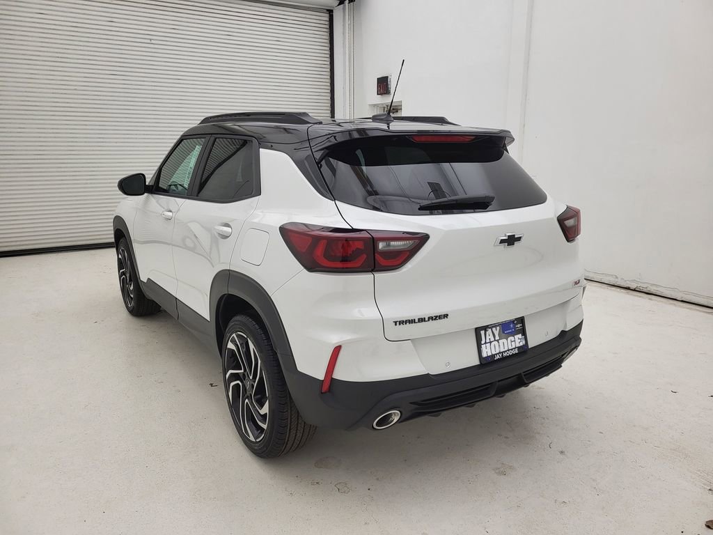 New 2026 Chevrolet TrailBlazer RS w/ Convenience Package FWD image 16