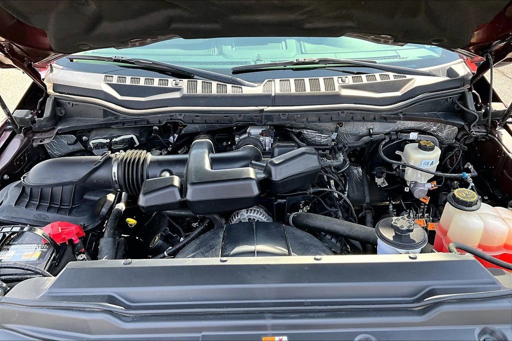 Used 2017 Ford F250 Lariat w/ Chrome Package image 27