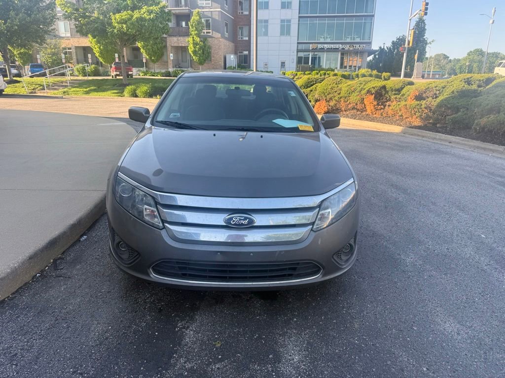 Used 2012 Ford Fusion SE FWD image 2