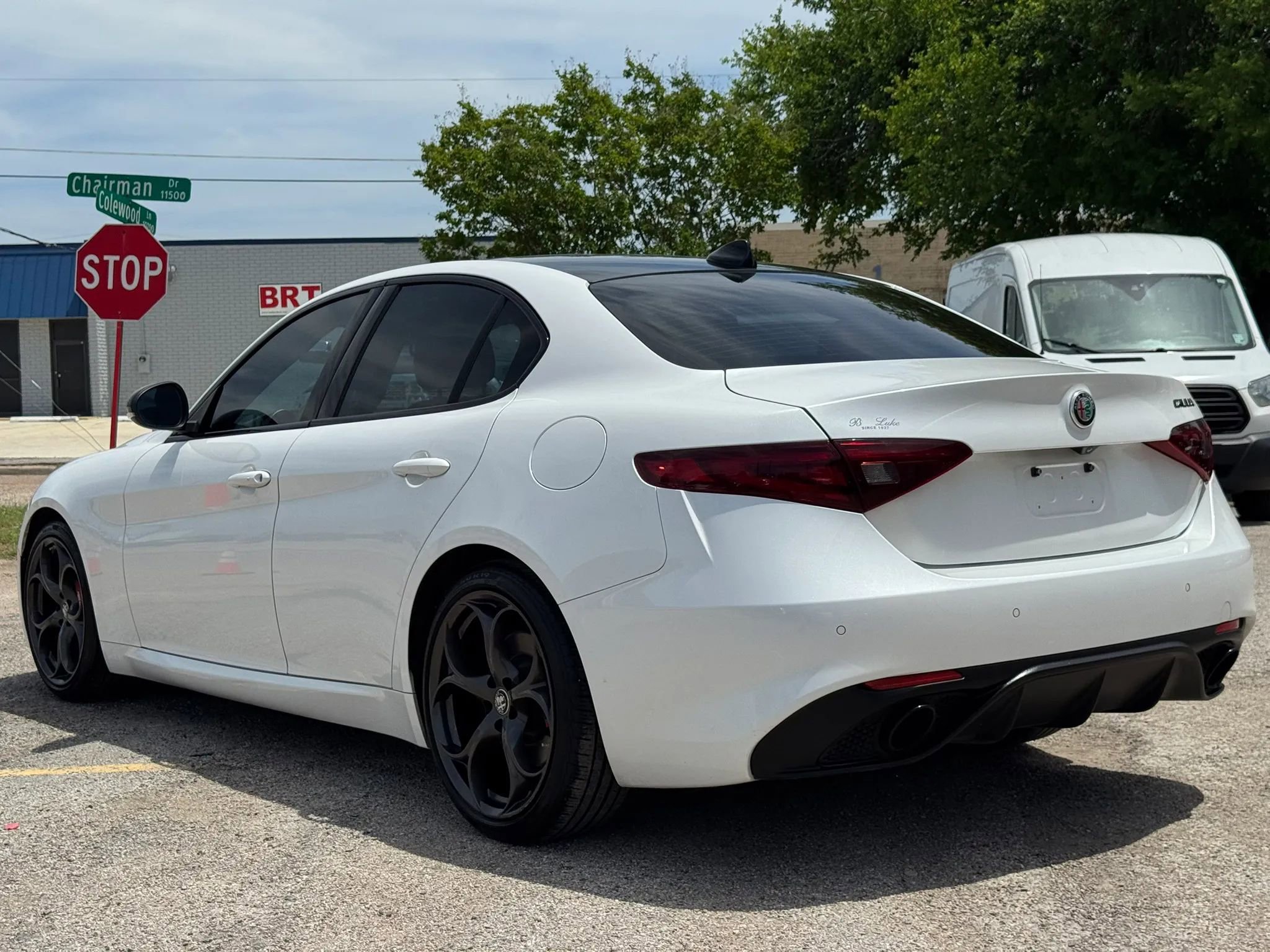 Used 2019 Alfa Romeo Giulia Ti Sport w/ Quick Order Package 22U Sport RWD image 4