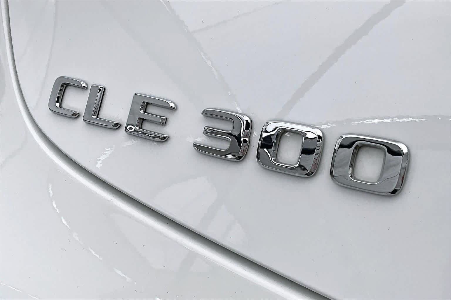 Used 2024 Mercedes-Benz CLE 300 4MATIC Coupe image 31