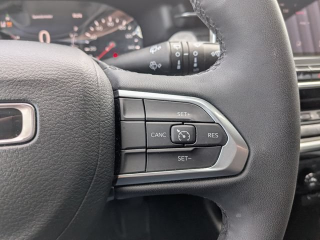 Used 2024 Jeep Compass Latitude AWD/4WD image 21