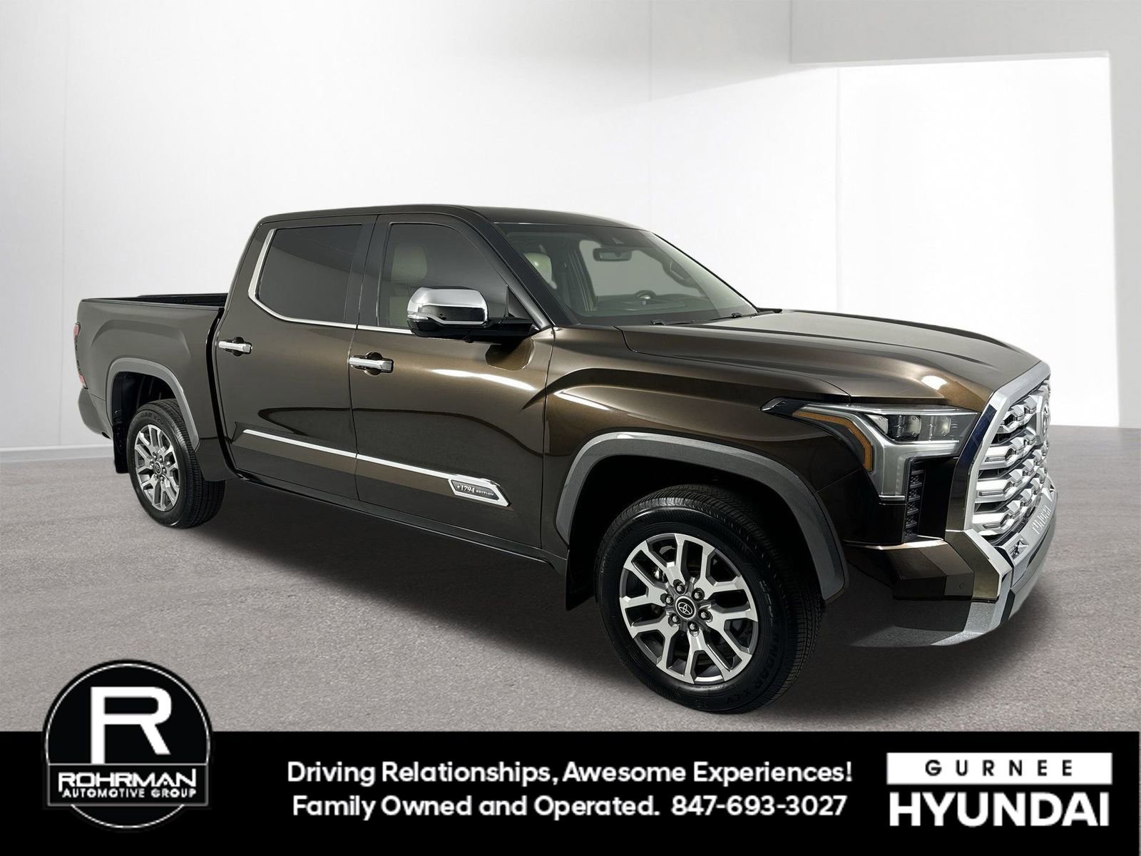 Used 2023 Toyota Tundra 1794 Edition image 3