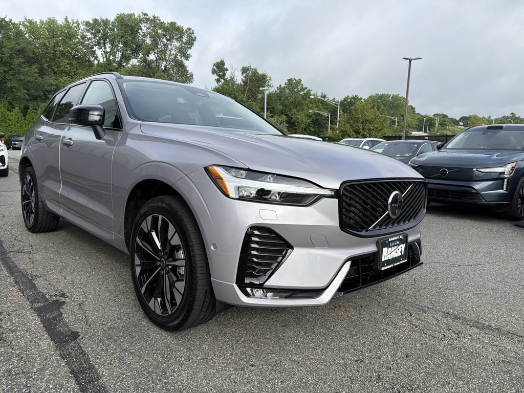 New 2026 Volvo XC60 B5 Plus w/ Climate Package AWD/4WD image 2